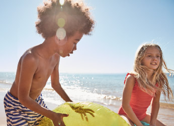 Krachtige zonnebescherming voor kleine helden