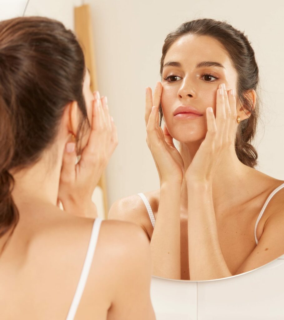 ASK ISDIN: resolvemos todas tus dudas sobre el aceite limpiador facial -  ISDIN