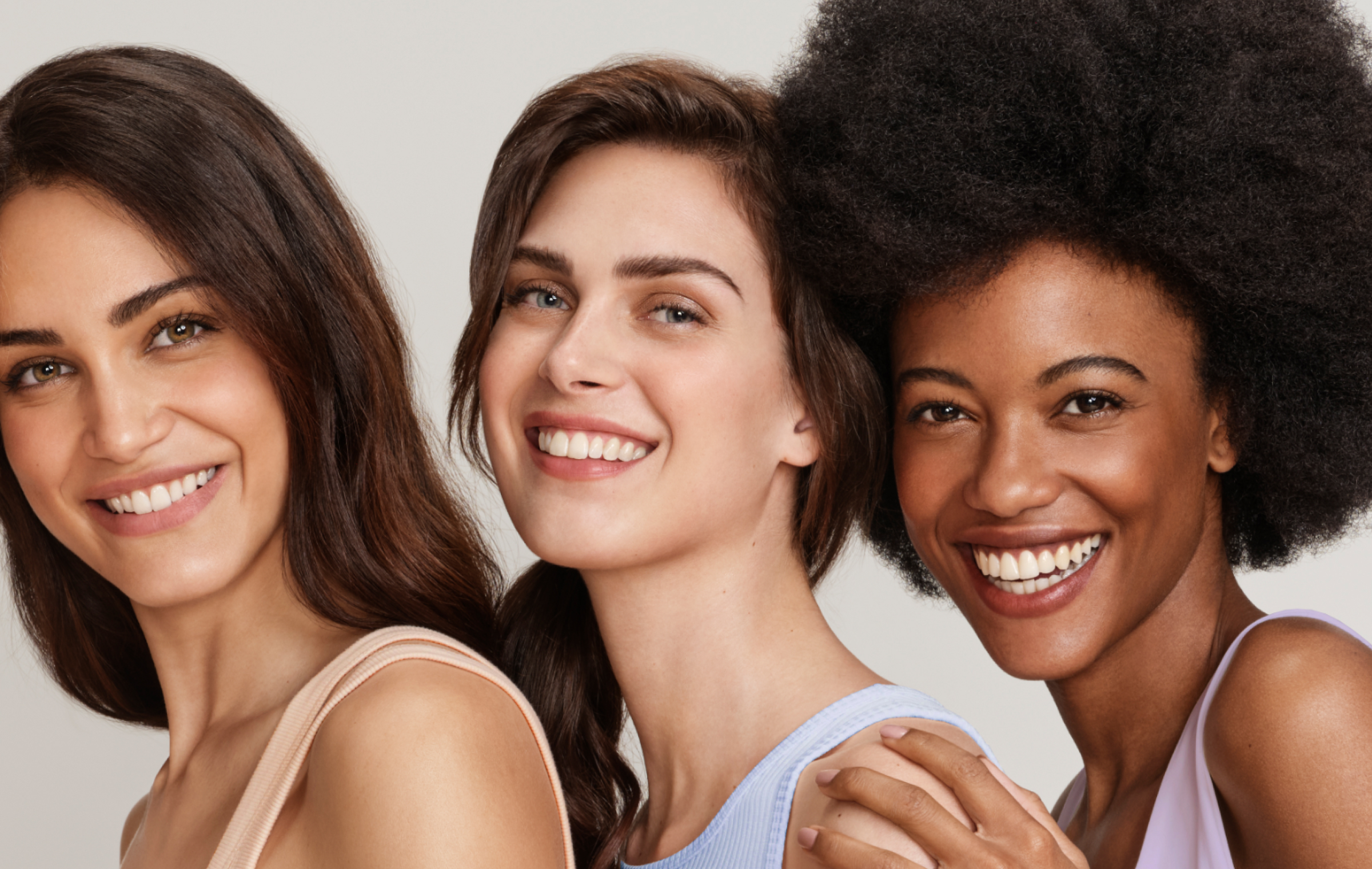 8 Myths and Truths about Hair Loss | ISDIN 8 Myths and Truths about Hair Loss | ISDIN