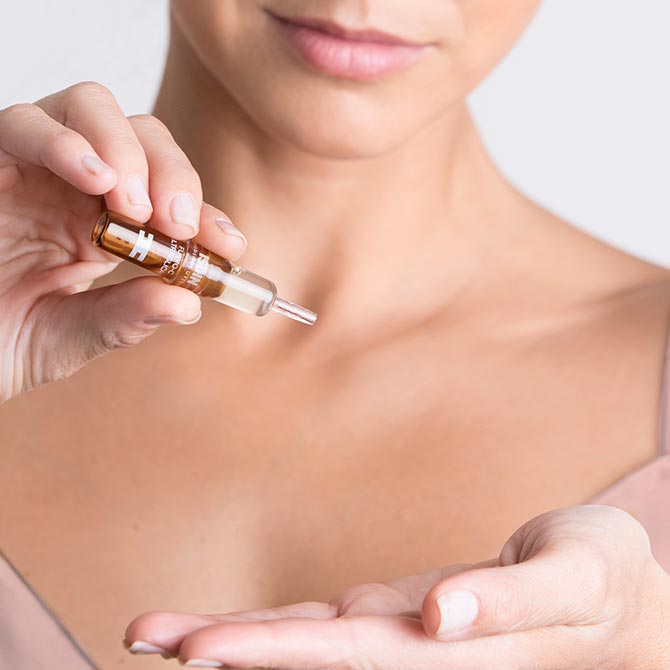what is hyaluronic acid in ISDIN flavo-c ultraglican