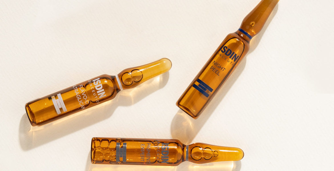 How To Use Ampoules in Your Skincare Routine | ISDIN&#39;s blog