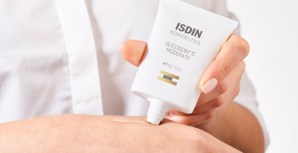 ISDIN Glicoisdin Moderate for Winter Skincare Routine - Exfoliation