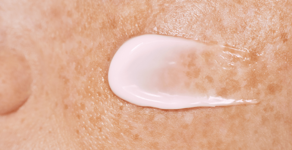 What happens to your skin in your 20s?