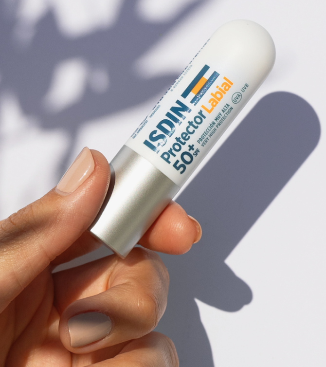 protector labial con SPF
