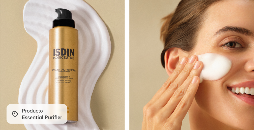 Limpiador en espuma Essential Purifier de ISDIN y mujer aplicándolo sobre el rostro como parte de una rutina de skincare correcta.