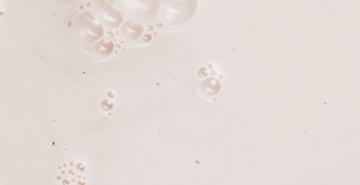 textua de ingrediente de limpiador lechoso