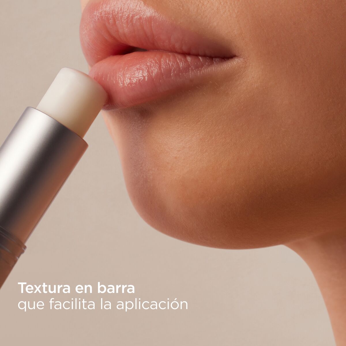 ISDIN reparador labial fluido con acido hialuronico. protege y repara los  labios, la nariz y la zona perioral, textura fluida y ligera, 10ml, 0.28