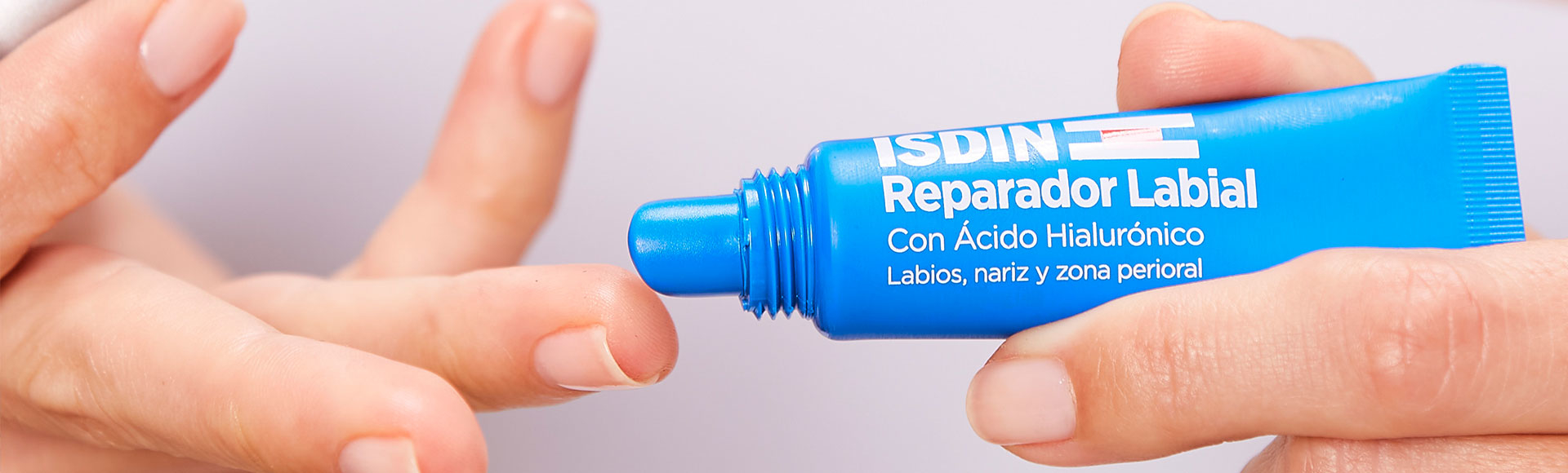 ISDIN® Reparador Labial Fluido con Ácido Hialurónico (10ml)