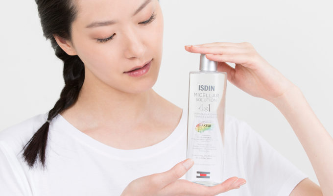 Isdin Micellar Solution to remove make-up, clean and tonify